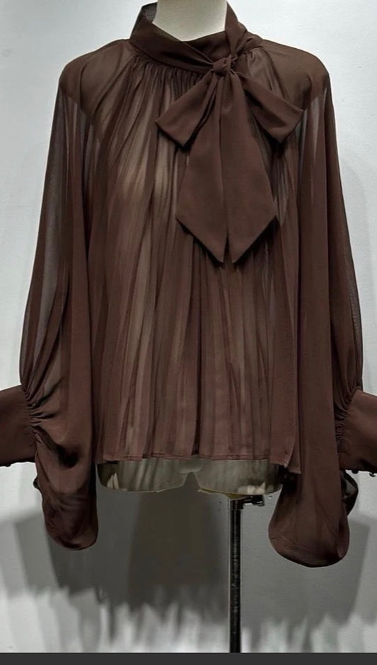 Blouse avec noeud lavallière manches bouffantes