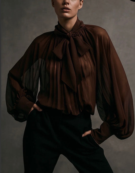 Blouse avec noeud lavallière manches bouffantes